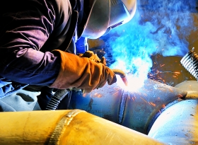 lakatosipari javítási munkák végzése